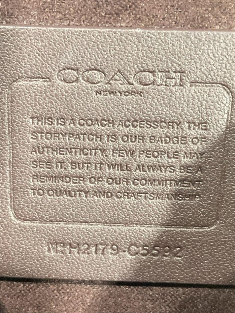 Coach Signature - Picture 4 of 7